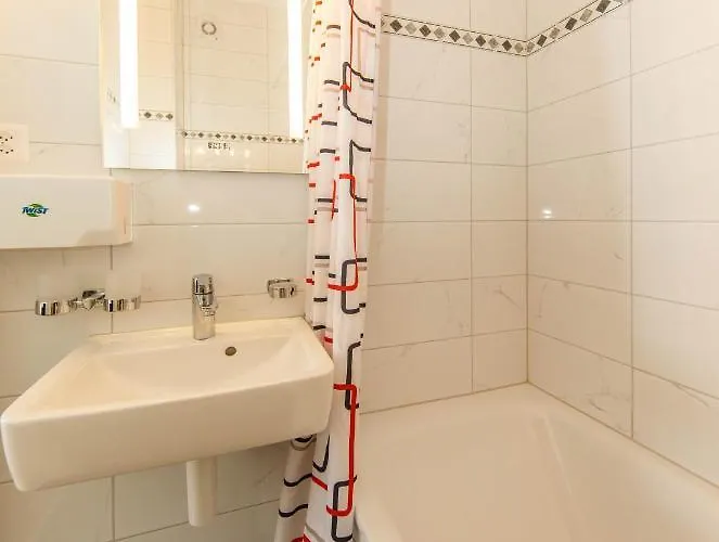 宾馆 Zentrum Haus 3*